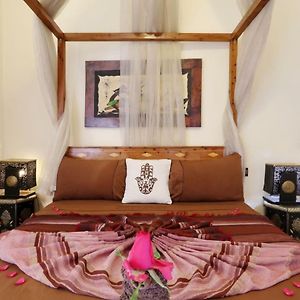 Camera standard con letto king size